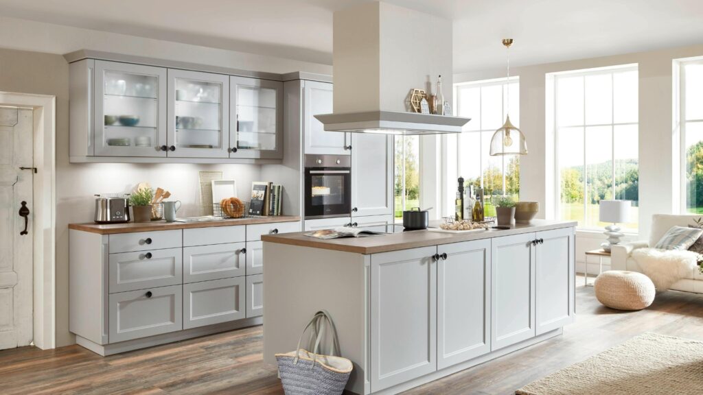 Non buttare la tua vecchia cucina, rinnovala con Save the Kitchen. Giusto per le tue tasche, secondo il tuo stile, eco sostenibile. Questo è lo slogan di un’azienda che serve attualmente il solo territorio Toscano